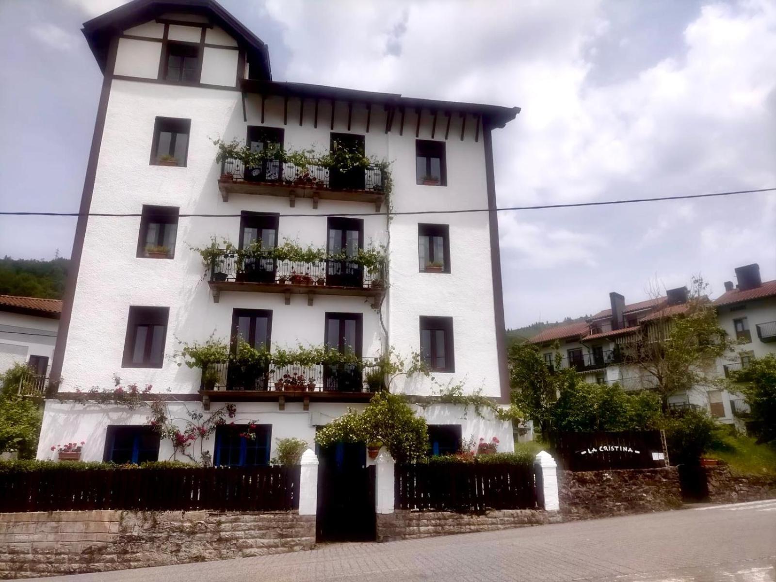 La Cristina Apartment Berastegui Exterior photo